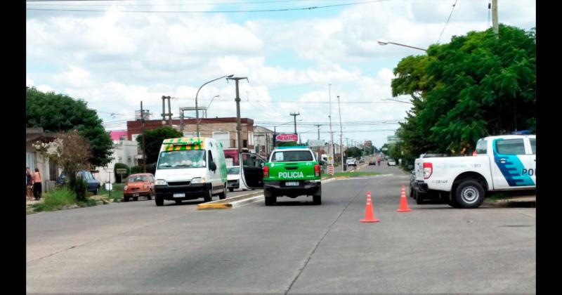 Una ambulancia del SAME acudió a Estrada y Urquiza