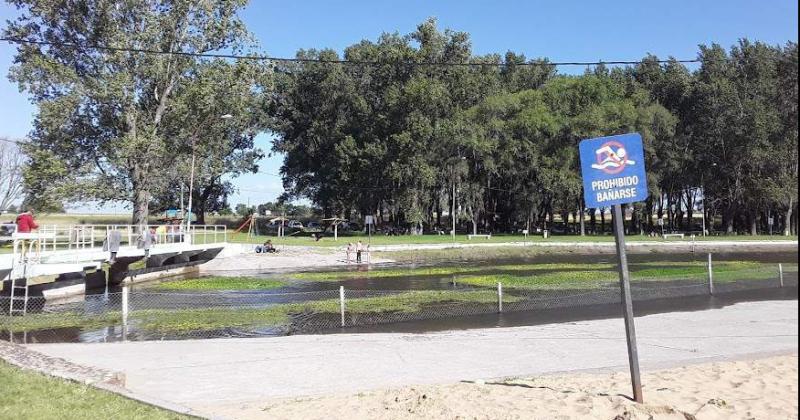 En el lugar se encuentra prohibida la posibilidad de bañarse para los visitantes