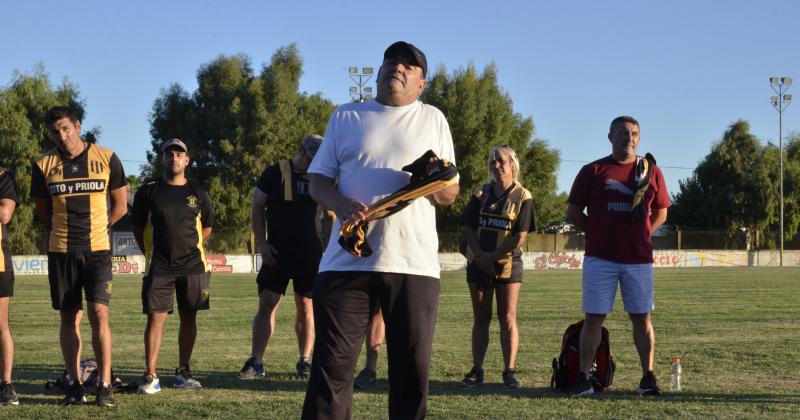 El profesor Nino Cirioli arrancó este viernes un nuevo ciclo en el León Serrano