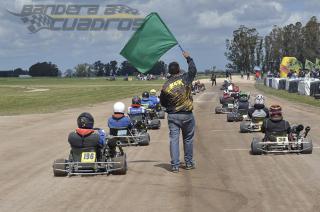 El karting espera por la bandera verde para iniciar la temporada en Lobería