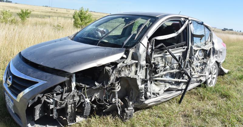 Choque fatal en el cruce de San Jorge entre dos autos y un camioacuten