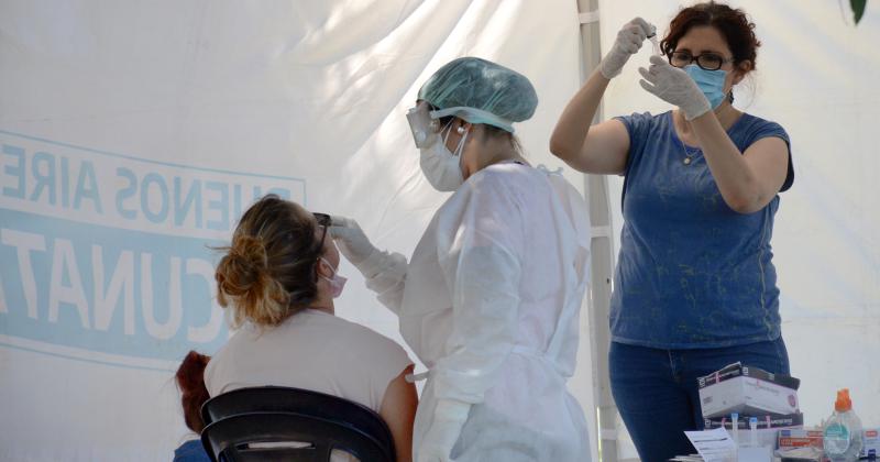 Un tercio de los bonaerenses que dieron positivo de Covid lo hizo en enero