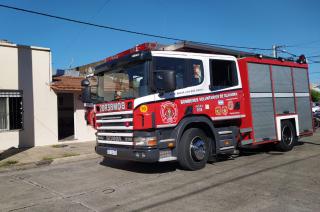 Bomberos controló un incendio en una vivienda de Pueblo Nuevo