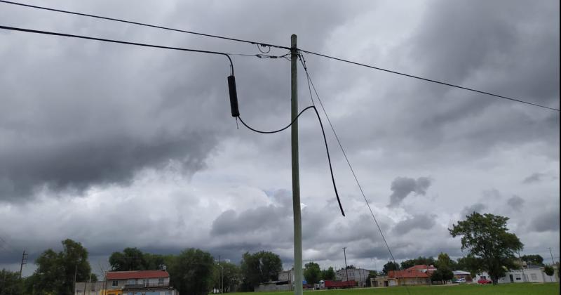  Los vecinos de los barrios Lourdes y 4 de Octubre est�n hace una semana sin internet ni telefono por un robo de cables