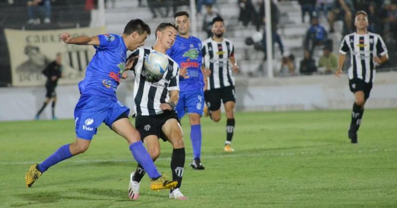 Heroico empate de Ferro en Bahiacutea Blanca