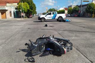 Dos motociclistas trasladados al hospital tras un choque