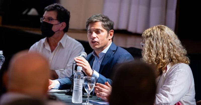 Kicillof y Sileoni encabezaron el cierre del encuentro de inspectores y jefes regionales y distritales de educacioacuten