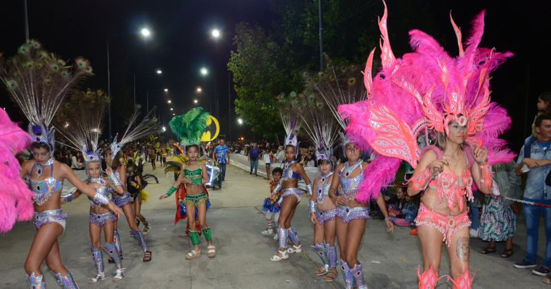 La previa del carnaval la propuesta de Foro Olavarriacutea para los corsos