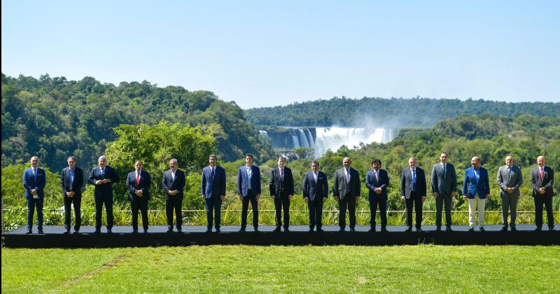 8deg reunioacuten de Gobernadores del Norte Grande en Puerto Iguazuacute Misiones