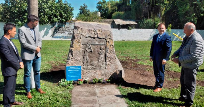 En Loma Negra inauguraron el Monumento a los Eslovenos 