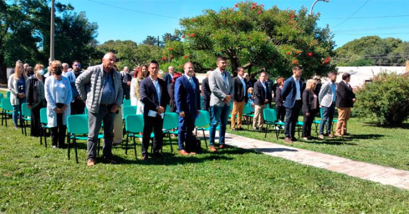 En Loma Negra inauguraron el Monumento a los Eslovenos 