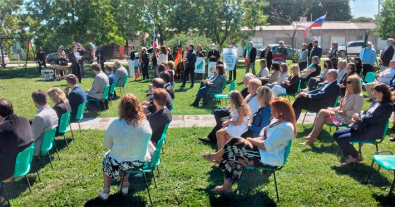 En Loma Negra inauguraron el Monumento a los Eslovenos 