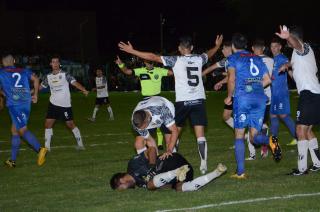 Liniers le ganoacute a Ferro y jugaraacute por el ascenso al Federal A