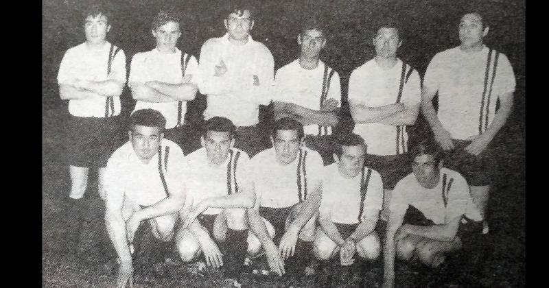 Los torneos Comerciales del club Ferro Carril Sud fueron uno de los tradicionales cert�menes de fútbol amateur de Olavarría entre las décadas de 1960 y 1980 En el año 1967 uno de los grandes animadores fue el equipo de La Negrita