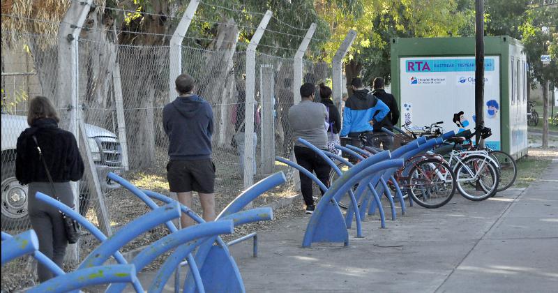 El hospital deja de hisopar los s�bados y el informe sanitario volver� a ser semanal