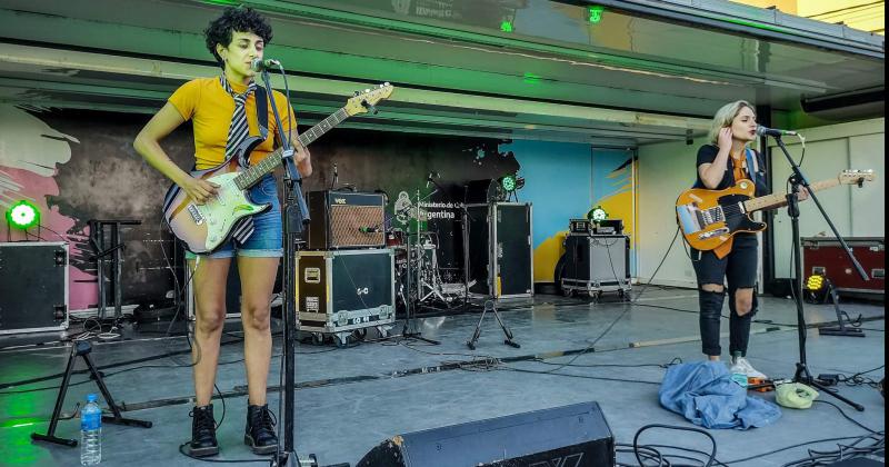 Otras de las bandas presentes fue Lúcida de la ciudad de Tandil