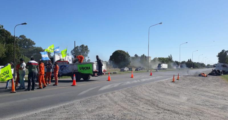 Trabajadores de UOCRA levantaron la medida de fuerza 