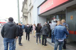 Jubilados bonaerenses percibiraacuten sus haberes de febrero desde el jueves 24