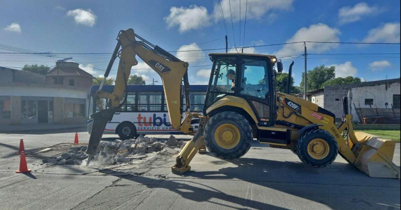 Estas obras se realizan con un tipo de hormigón que permite la habilitación al tr�nsito en 72 horas aproximadamente