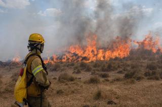 Bomberos de Olavarriacutea y la regioacuten trabajan en los incendios en Corrientes