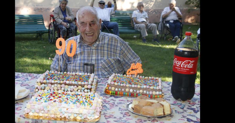 Osvaldo Chiche Prego al cumplir sus 90 años (Enrique Zelaya Fotografías)