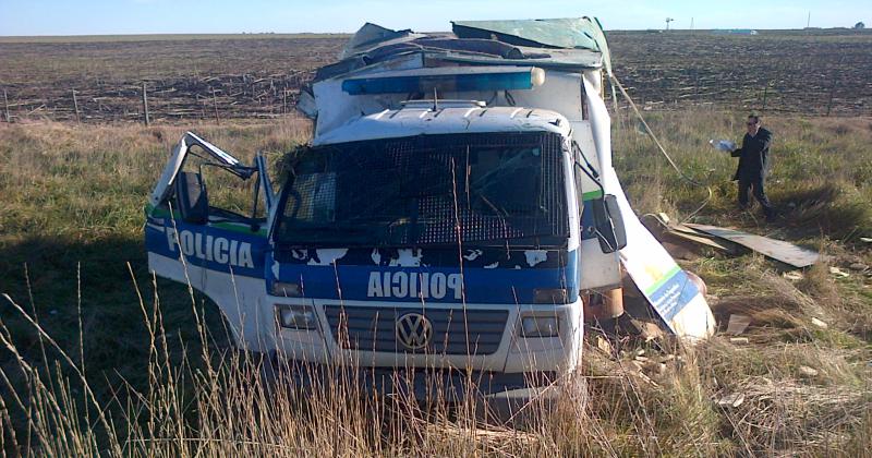 Ratifican la pena para policiacutea imputado por un vuelco fatal