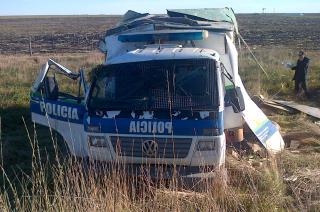 Ratifican la pena para policiacutea imputado por un vuelco fatal