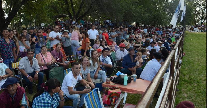 El cierre del Festival de Doma y Folklore en imaacutegenes