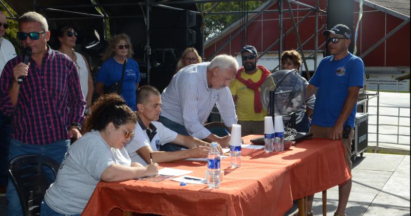 El cierre del Festival de Doma y Folklore en imaacutegenes