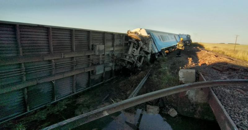 Descarriloacute un tren de pasajeros cerca de Pourtaleacute