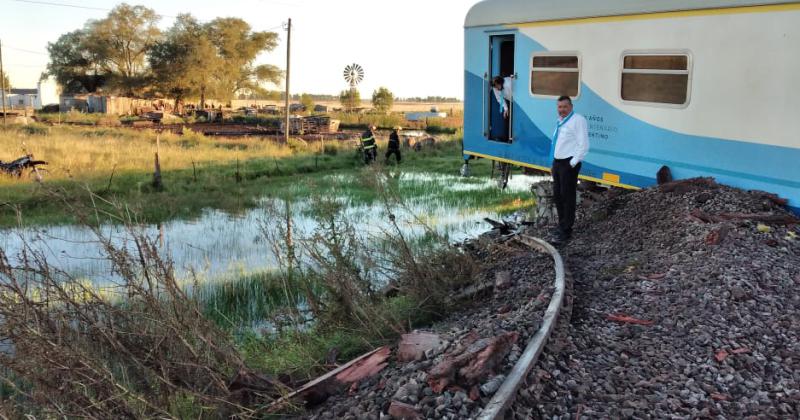 Descarriloacute un tren de pasajeros cerca de Pourtaleacute