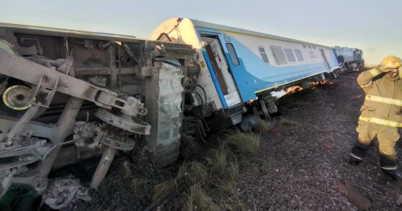 Descarriloacute un tren de pasajeros cerca de Pourtaleacute