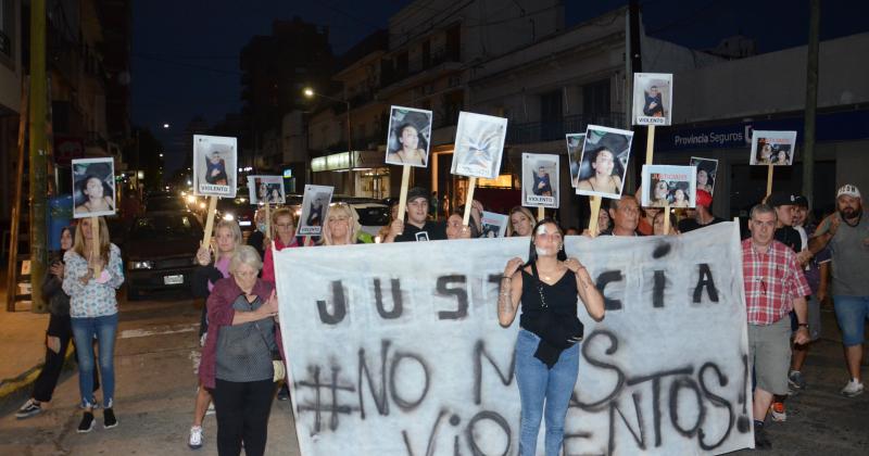 Las mejores fotos de la multitudinaria marcha del 8M 