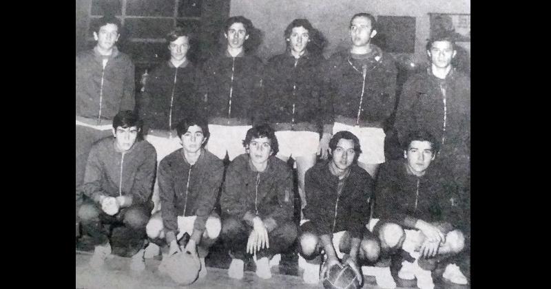 En las XVII Olimpíadas Estudiantiles del nivel secundario realizadas en Olavarría en 1972 en vóleibol masculino se consagraba campeón el equipo de la Escuela Industrial