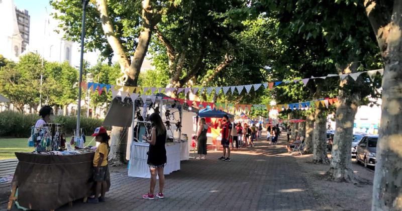 Se celebra el Diacutea del Artesano en Olavarriacutea 