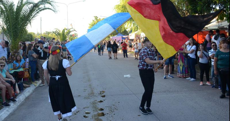 Las mejores fotos de la 10deg edicioacuten de la Kreppelfest