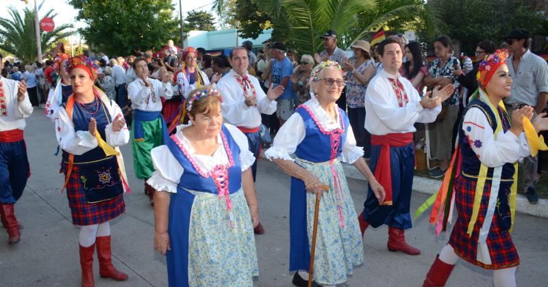 Las mejores fotos de la 10deg edicioacuten de la Kreppelfest