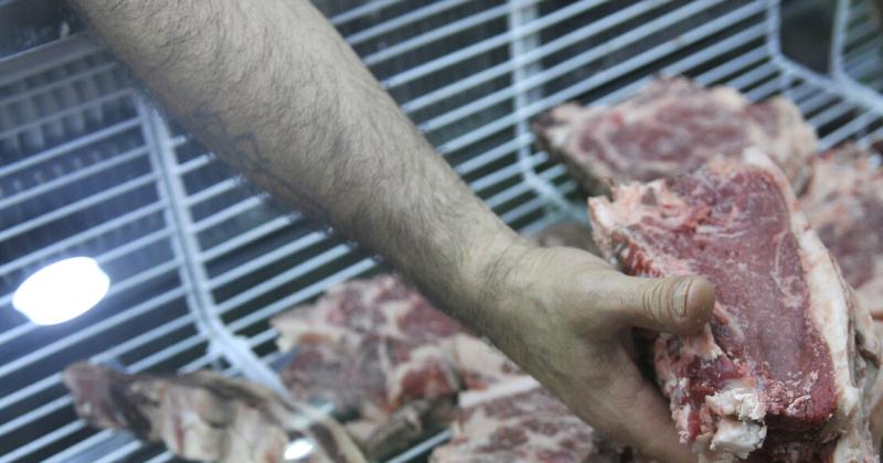 Exportadores de carne dejan programa oficial para vender cortes a precio reducido