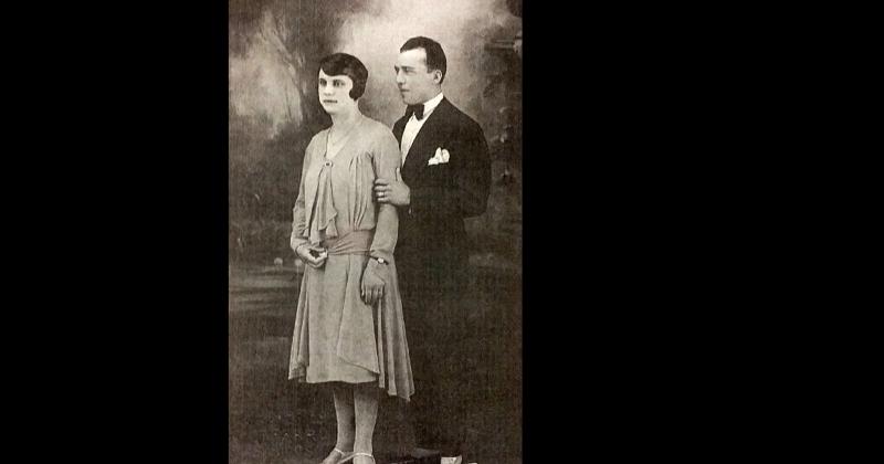 El 26 de febrero de 1930 contraían matrimonio Justina M Di Lorenzo y Juan Echavarría