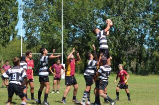 Estudiantes fue local ante Chacabuco