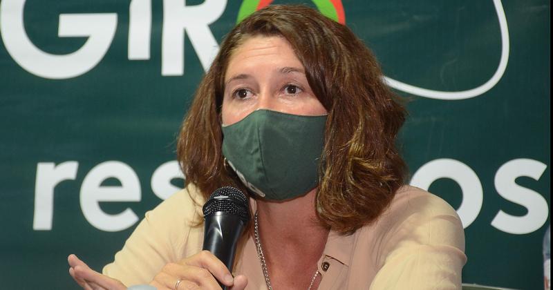  La subsecretaria de Empresas e Inversiones Emilia Díaz dijo que van a probar con un día m�s de recolección