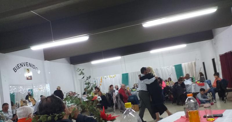 shySe realizoacute la Cena del Reencuentro de la comunidad de la parroquia San Cayetano