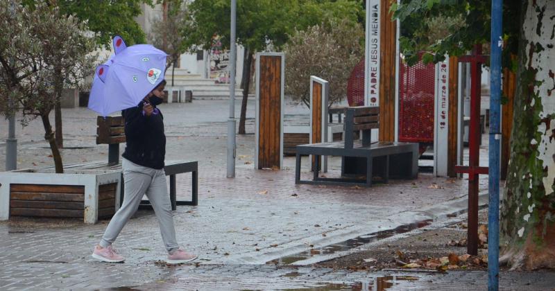 Anuncian importante aguacero entre el mieacutercoles y el jueves