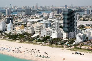 Miami dicta toque de queda en South Beach un destino muy concurrido por argentinos