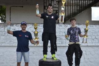 Nicol�s Romero (3º) Emiliano Juez (1º) y Nicol�s Benito (2º) integraron el primer podio de la Monomarca 1100