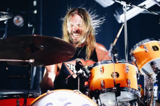 Taylor Hawkins el baterista de Foo Fighters