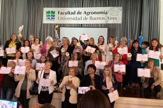 Premio Liacutea Encalada el reconocimiento a las Mujeres Rurales