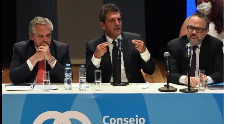 Sergio Massa el encuentro en el Centro Cultural Kirchner donde fue presentaron el Plan Argentina Productiva 2030