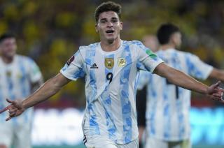 Argentina mantuvo el invicto al empatar con Ecuador