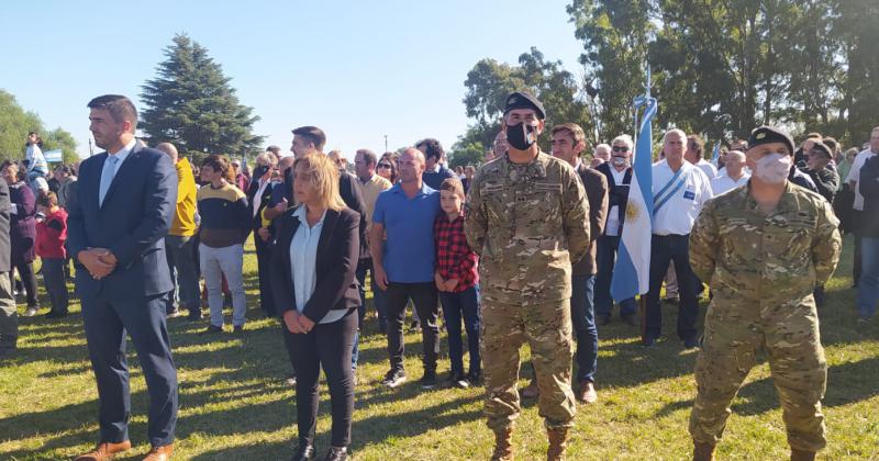 Emotivo acto en Loma Negra en homenaje a los Veteranos y Caiacutedos de Malvinas